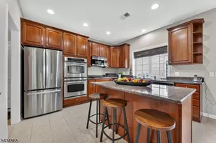 717 Thistle Hill Ln, Franklin Township, NJ 08873 - Photo 19