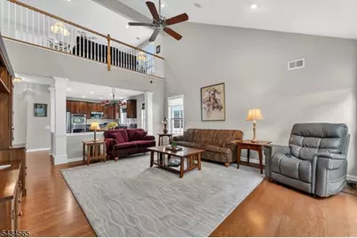 717 Thistle Hill Ln, Franklin Township, NJ 08873 - Photo 23