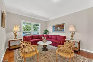 717 Thistle Hill Ln, Franklin Township, NJ 08873 - Photo 7