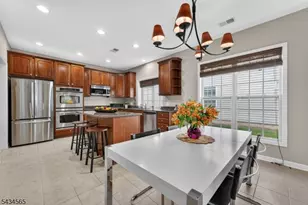 717 Thistle Hill Ln, Franklin Township, NJ 08873 - Photo 15