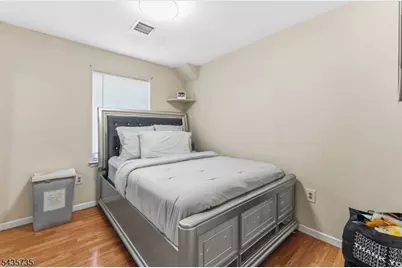 56 Vincent St, Newark, NJ 07105 - Photo 21