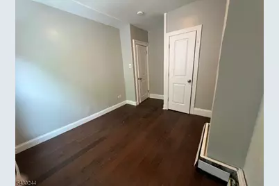 17 8th Ave, Newark, NJ 07104 - Photo 27