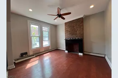 17 8th Ave, Newark, NJ 07104 - Photo 15