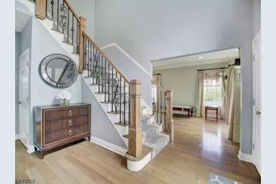 14 Hemingway Dr, Roxbury Township, NJ 07852 - Photo 3