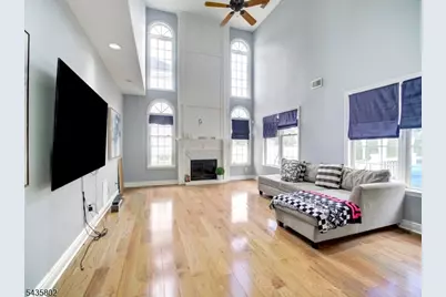 14 Hemingway Dr, Roxbury Township, NJ 07852 - Photo 17