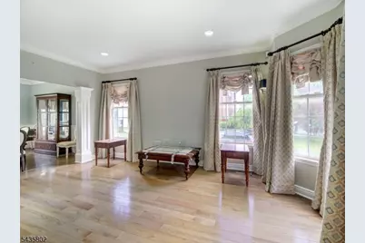 14 Hemingway Dr, Roxbury Township, NJ 07852 - Photo 5