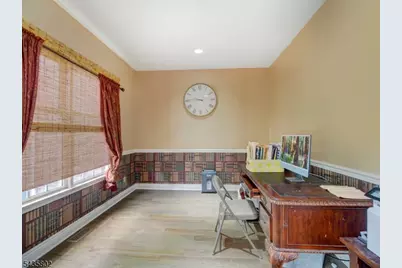 14 Hemingway Dr, Roxbury Township, NJ 07852 - Photo 19