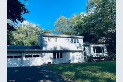 50 Falcon Rd, Livingston, NJ 07039 - Photo 15