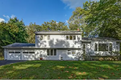 50 Falcon Rd, Livingston, NJ 07039 - Photo 13