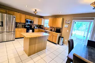 33 Kopak Way, Spotswood, NJ 08884 - Photo 7