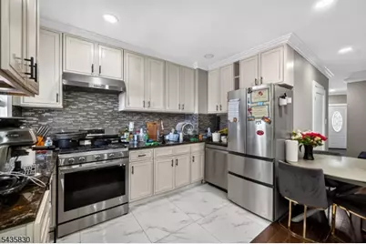 12 Bender Pl #1, Cliffside Park, NJ 07010 - Photo 7