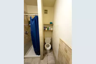 169 Laurel Ave, Irvington, NJ 07111 - Photo 5