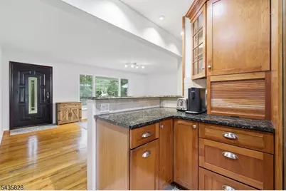 25 King George Rd, Warren Township, NJ 07059 - Photo 9