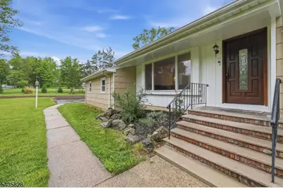 25 King George Rd, Warren Township, NJ 07059 - Photo 1