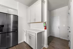 19 S Davenport St, Somerville, NJ 08876 - Photo 11