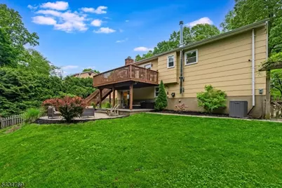 22 Green Apple Rd, Sparta Township, NJ 07871 - Photo 29
