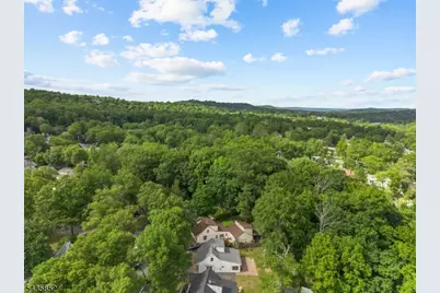 15 Nestro Rd, West Orange Township, NJ 07052 - Photo 33