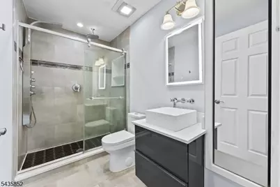 15 Nestro Rd, West Orange Township, NJ 07052 - Photo 19