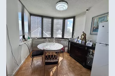 100 Carlyle Drive. N05J #5 JN, Cliffside Park, NJ 07010 - Photo 9