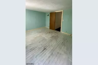 1004 Railroad Ave, Harmony Township, NJ 08865 - Photo 15