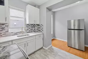 422 18th Ave, Newark, NJ 07108 - Photo 11