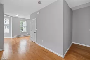 422 18th Ave, Newark, NJ 07108 - Photo 7