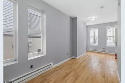 422 18th Avenue, Newark, NJ 07108 - Photo 5