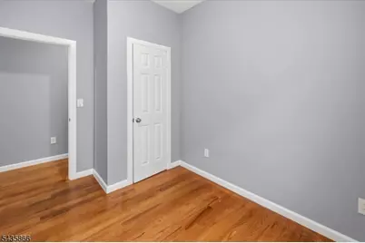 422 18th Avenue, Newark, NJ 07108 - Photo 15