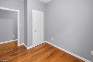 422 18th Ave, Newark, NJ 07108 - Photo 15