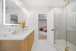 30 Cathedral Ave, Florham Park, NJ 07932 - Photo 19