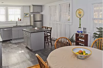 42 Olyphant Dr, Morristown, NJ 07960 - Photo 9