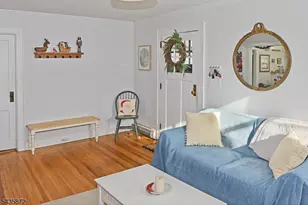42 Olyphant Dr, Morristown, NJ 07960 - Photo 3