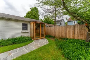 16 Coolidge Ave, Bloomfield, NJ 07003 - Photo 33
