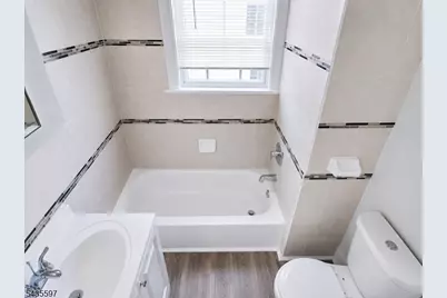867 S 17th St #1, Newark, NJ 07108 - Photo 9