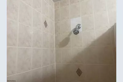 120 Seymour Ave, Newark, NJ 07108 - Photo 9