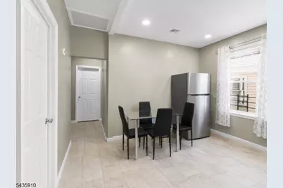72 Seymour Ave #3, Newark, NJ 07108 - Photo 11