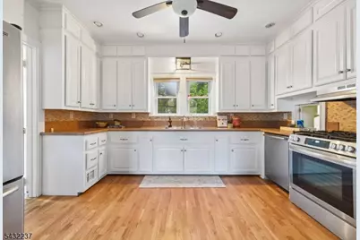 500 Berkeley Ave, City Of Orange Twp., NJ 07050 - Photo 13