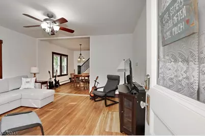 121 Wilmuth St, Mahwah Twp., NJ 07430 - Photo 7
