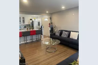 501 E 2nd Ave, Roselle, NJ 07203 - Photo 3