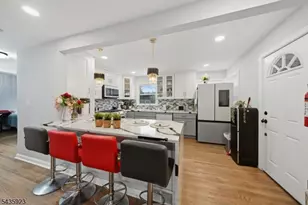501 E 2nd Ave, Roselle, NJ 07203 - Photo 3
