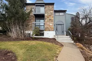 58 Kensington Ct, Washington Township, NJ 07840 - Photo 1