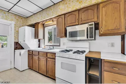 157 Bullman St, Phillipsburg, NJ 08865 - Photo 9
