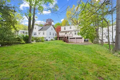 433 Mount Pleasant Ave, West Orange Township, NJ 07052 - Photo 3