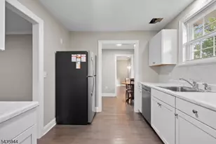 433 Mt Pleasant Ave, West Orange Township, NJ 07052 - Photo 9