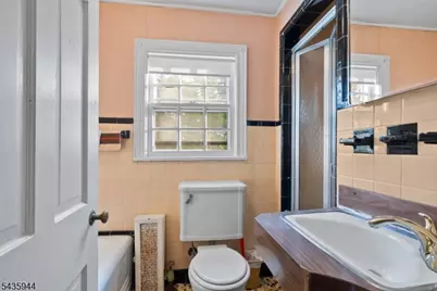 433 Mount Pleasant Ave, West Orange Township, NJ 07052 - Photo 19