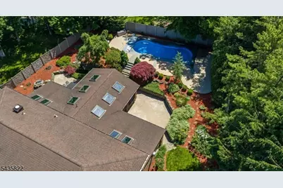 31 Forest Hills Way, Cedar Grove Twp., NJ 07009 - Photo 37