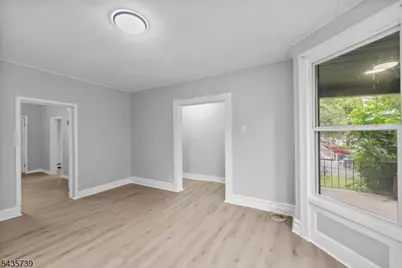 318 N 7th St #1, Newark, NJ 07107 - Photo 3
