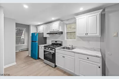 318 N 7th St #1, Newark, NJ 07107 - Photo 1