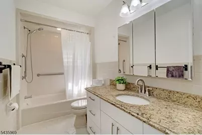 38 Park St 2-D, Florham Park, NJ 07932 - Photo 11