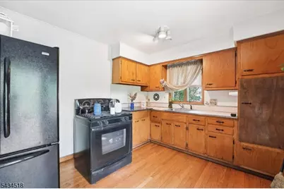 160 Hayes Ave, Clark Township, NJ 07066 - Photo 39